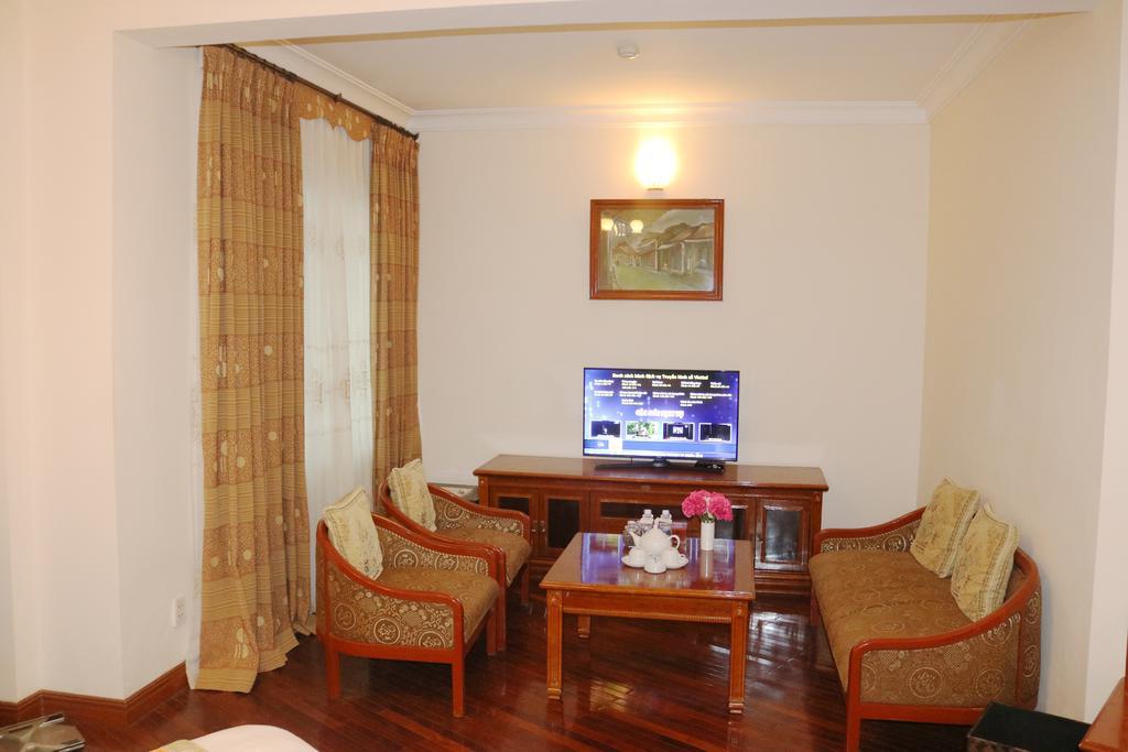 Central Hotel Κουάνγκ Νγκάι Εξωτερικό φωτογραφία