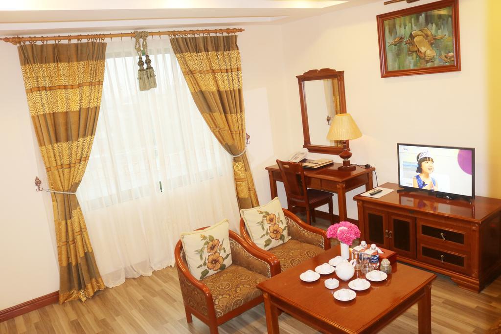 Central Hotel Κουάνγκ Νγκάι Εξωτερικό φωτογραφία