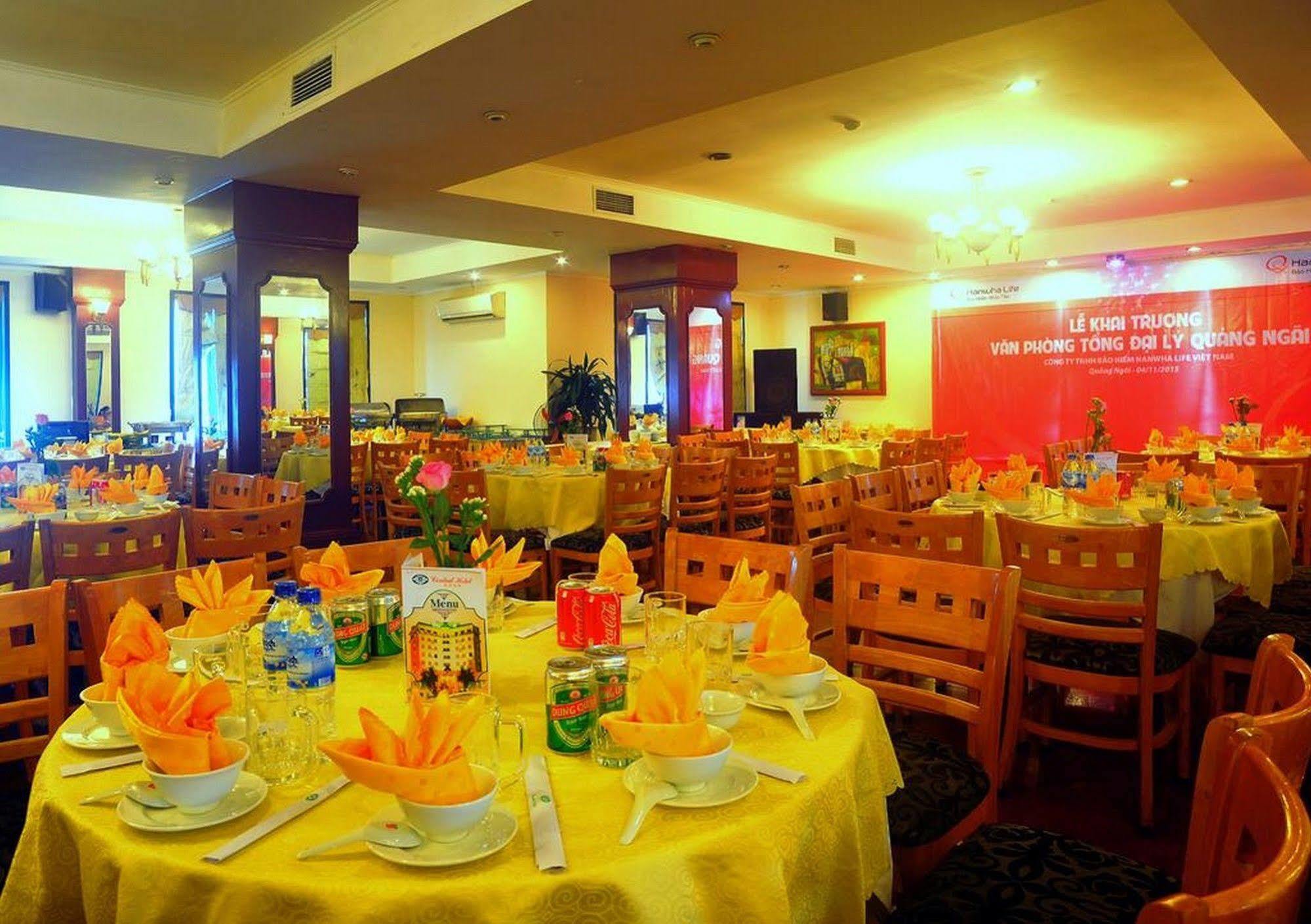 Central Hotel Κουάνγκ Νγκάι Εξωτερικό φωτογραφία