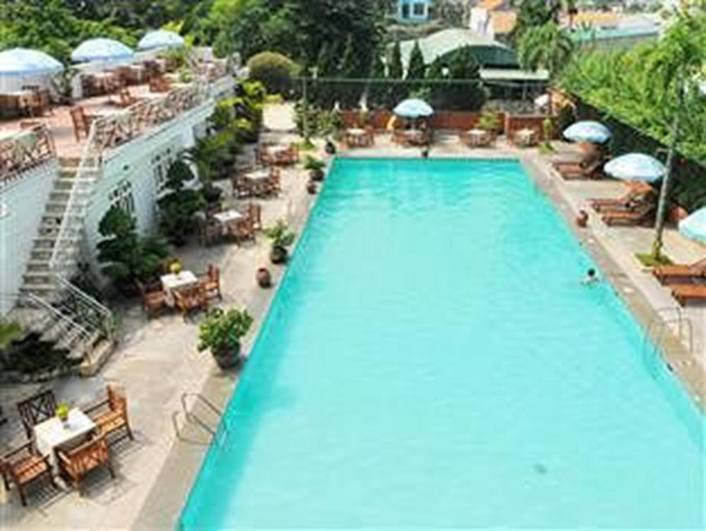 Central Hotel Κουάνγκ Νγκάι Εξωτερικό φωτογραφία